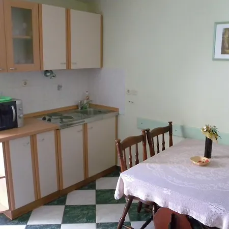 4 Apartament