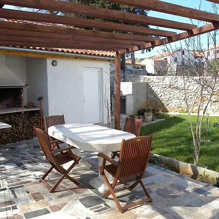 Apartament 4 Kukljica